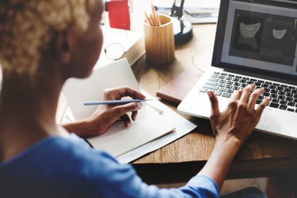 Comment débuter une carrière en animation 3D FX : les premiers pas à suivre